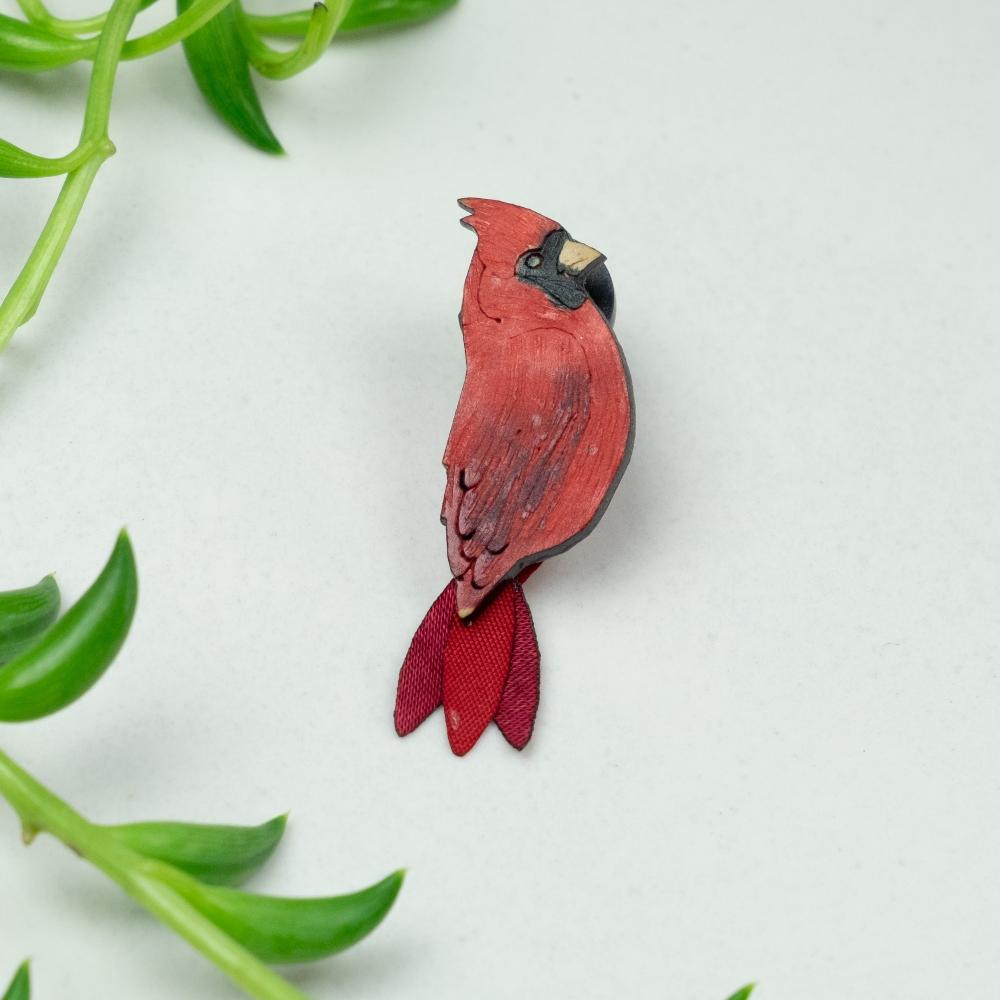 Cardinal Brooch SM