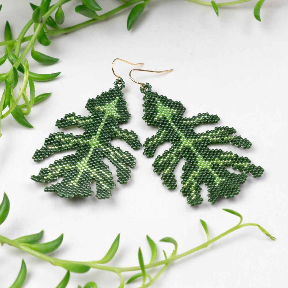 Oak Leaf Earrings made of Glass Beads