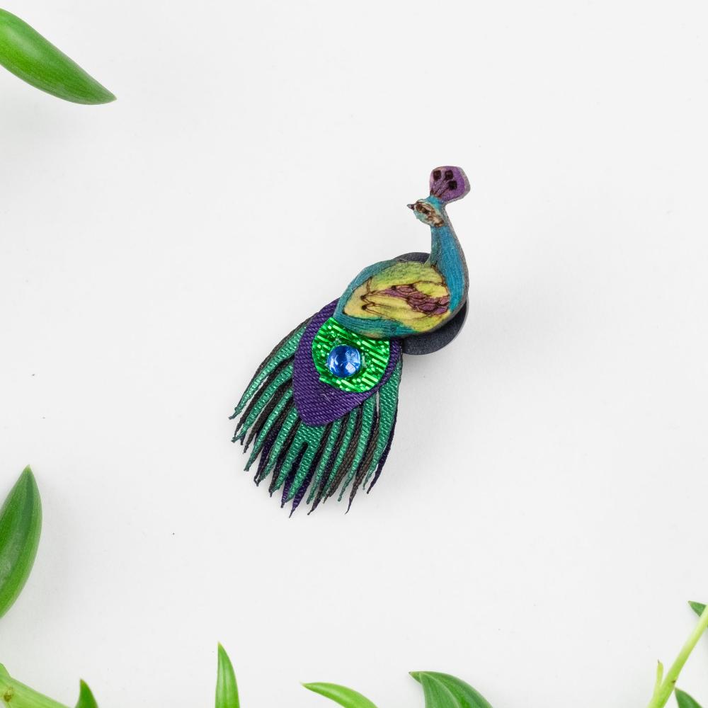 Peacock Brooch XS